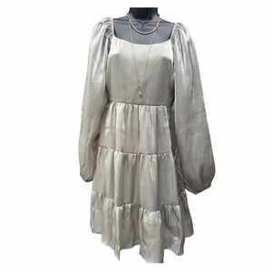 ANDREE BY UNIT Green Puff-Sleeve Tiered Midi Dress